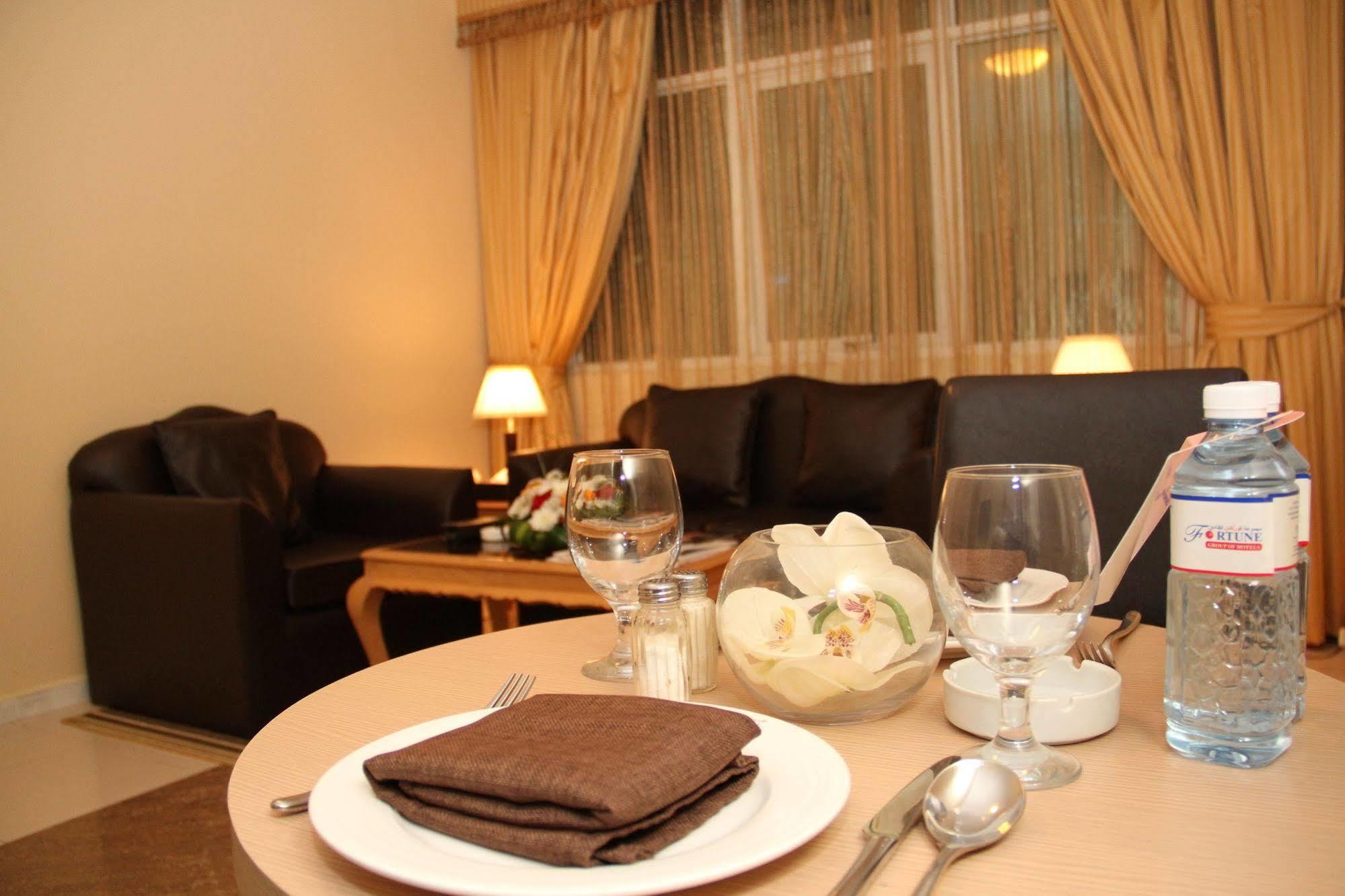 Royal Hotel Apartment Kalba Exterior foto