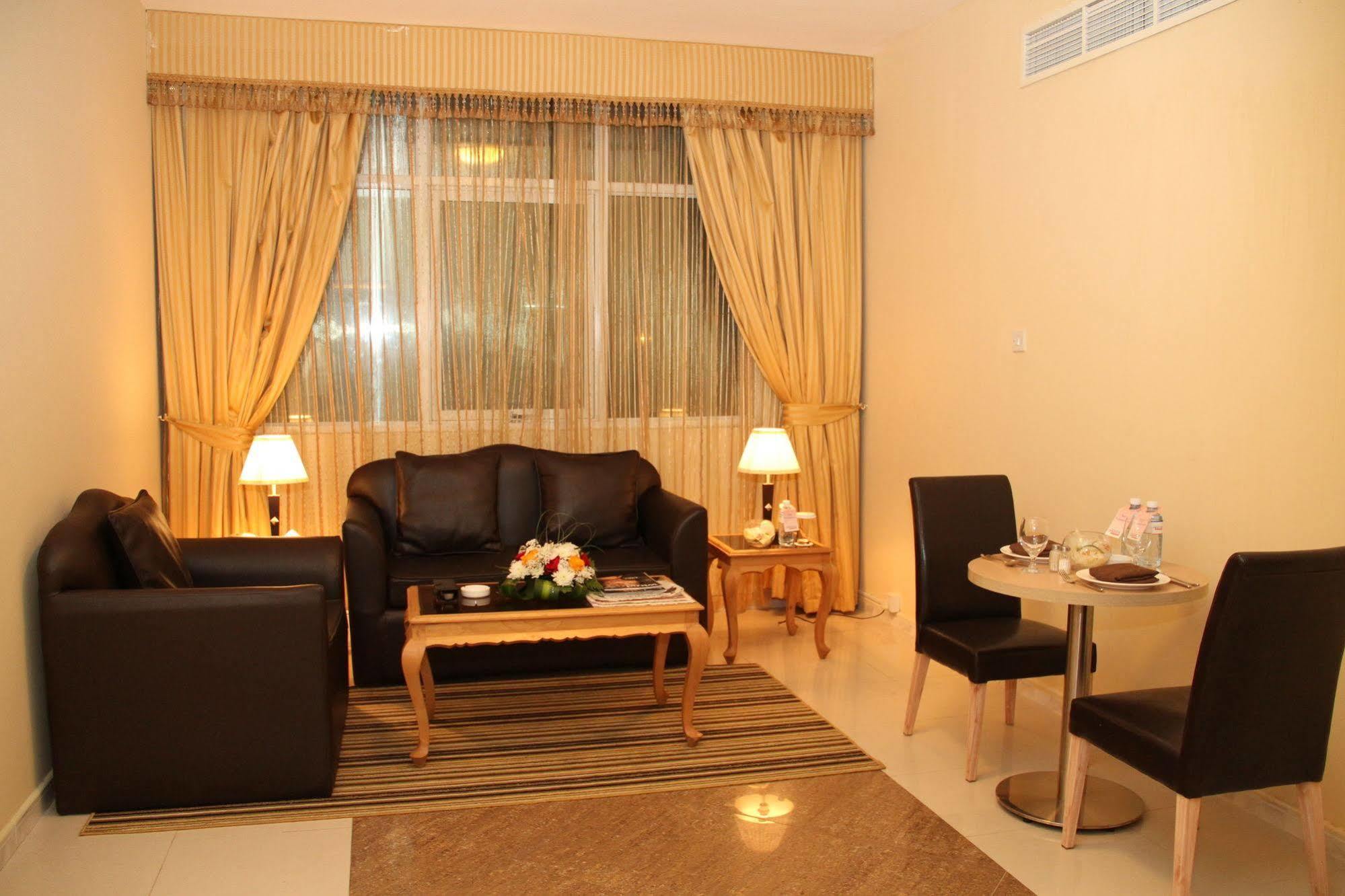 Royal Hotel Apartment Kalba Exterior foto